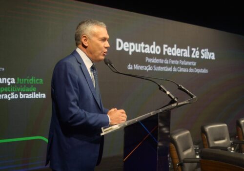 Deputado Zé Silva no debate do Correio Braziliense