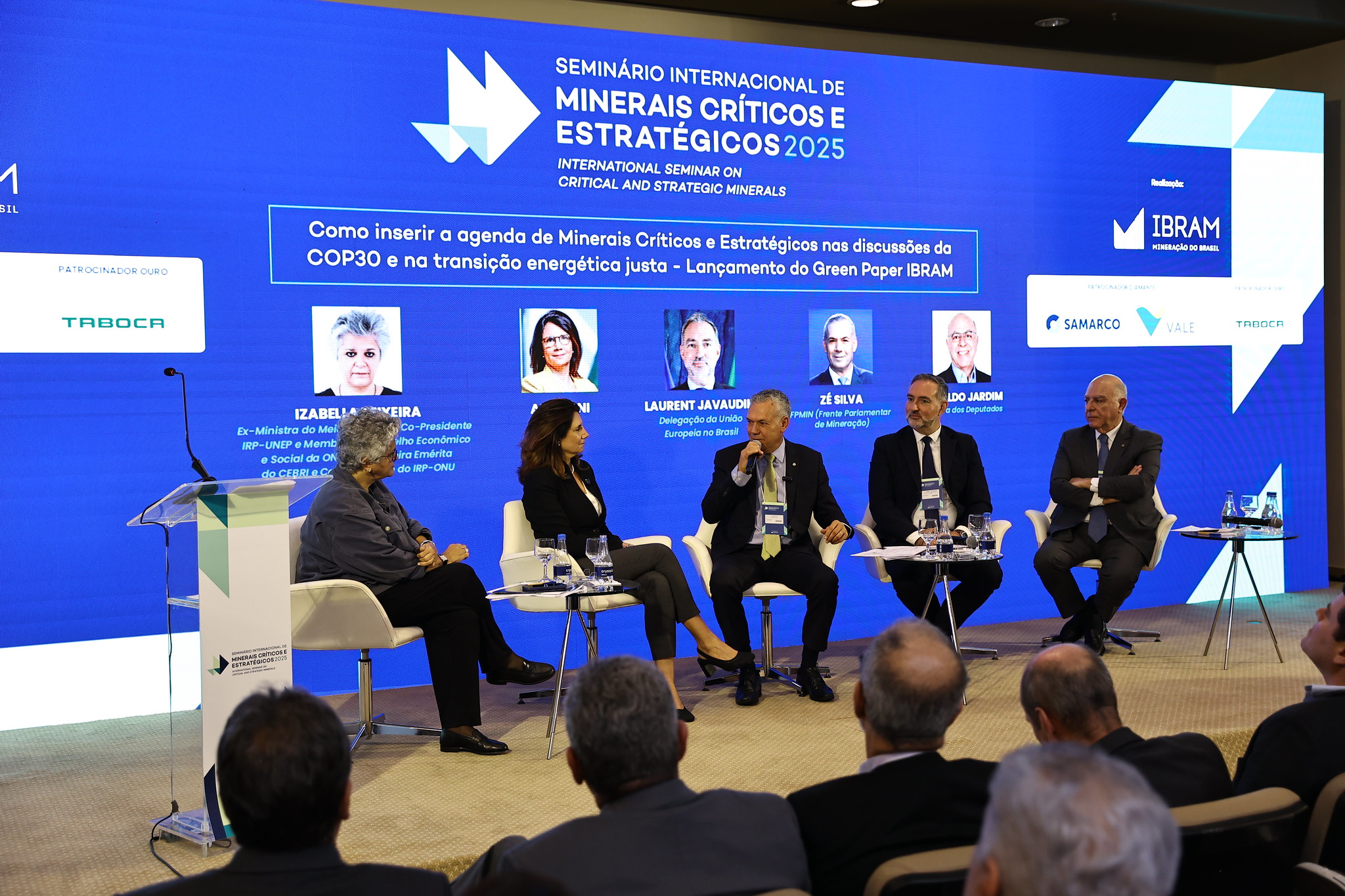 FPMin defende protagonismo do Brasil com a Política dos Minerais Críticos e Estratégicos durante seminário internacional