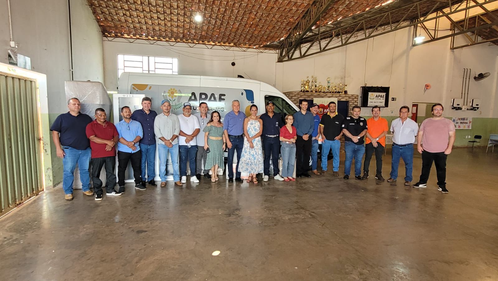 FPMin entrega móveis e equipamentos da Casa da Mineração para a APAE de Iturama
